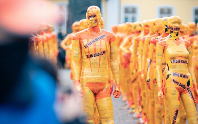 Schaufensterpuppeninstallation - Foto: Baumeister/unsplash
