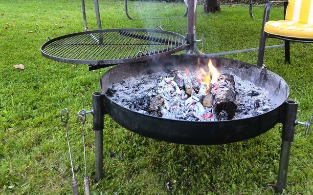 Griller im Garten