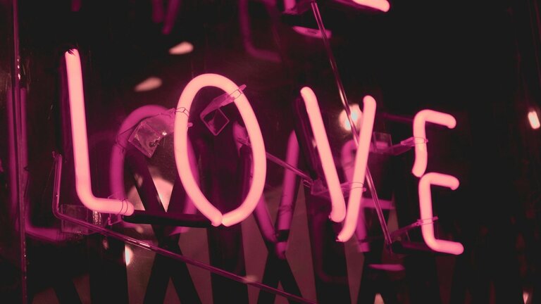 JG-Blog 26/27 - Dressed in Love